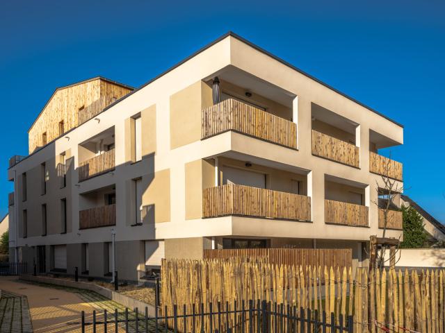 T3 lumineux avec balcon et 2 parkings en centre ville Résidence récente