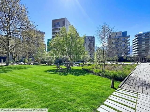 ? T3 lumineux avec terrasse – 67,5 m² – Presqu’île de Grenoble 2015