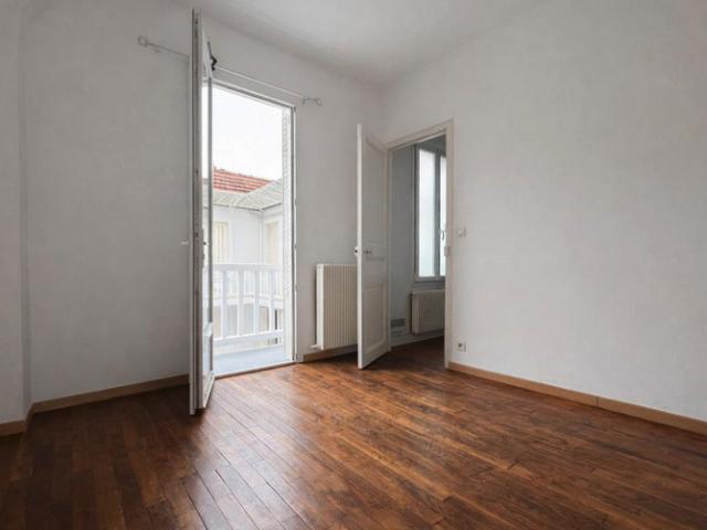 T3 Lumineux de charme de 82 m² avec jardin, cave, parking et combles aménageables