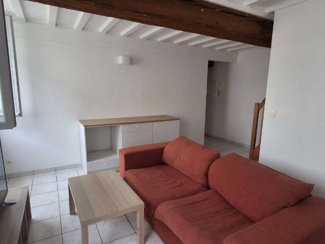 T3 lumineux en duplex, proche de toutes commodités / centre Croi