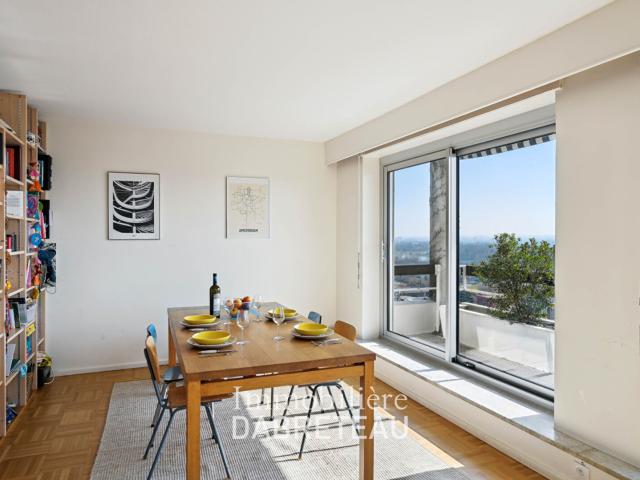 T3 MEUBLE 107 M2 CALUIRE ET CUIRE