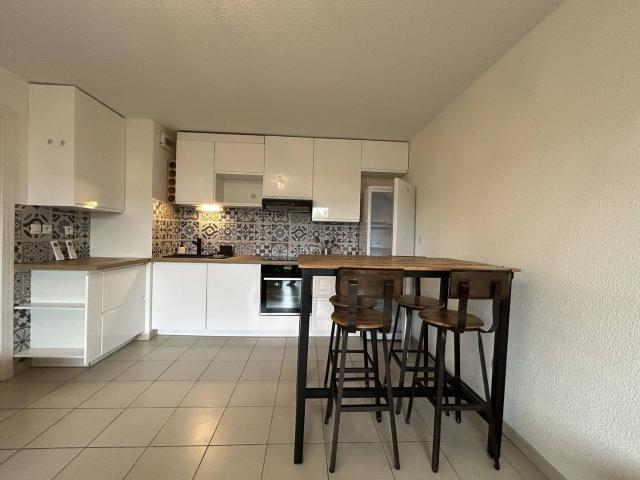 T3 MEUBLE + 2 PARKINGS + JARDIN LAUNAGUET
