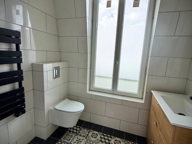 T3 meublé 49 m² entièrement rénové – Chantilly Bois Saint Denis