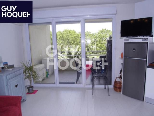 T3 MEUBLE 52 m² + BALCON + BOX + PISCINE