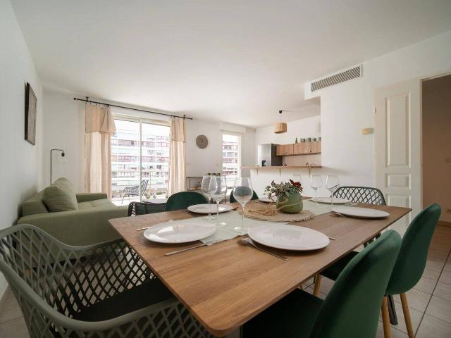 T3 meublé 70 m² avec terrasse et ascenseur Boulevard Barral 1