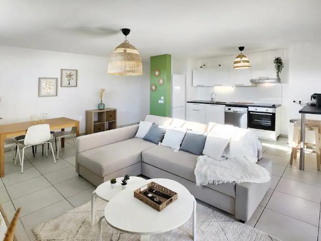 T3 Meublé CALUIRE BOURG Résidence Récente Sur jardin intérieur, Caluire et cuire 69300