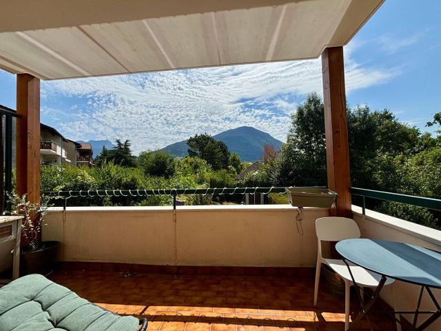 T3 meublé avec balcon
