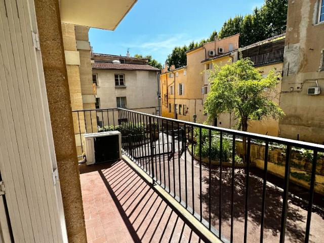 T3 meublé rénové charme & confort au coeur d'Aix en Provence