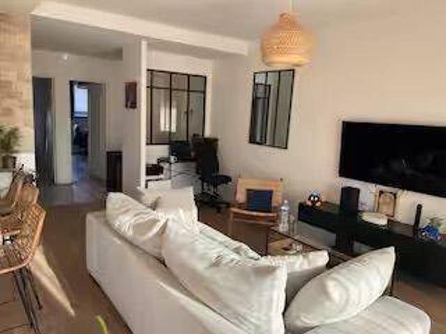T3 meublé rénové – 70 m² – balcons – Nice centre