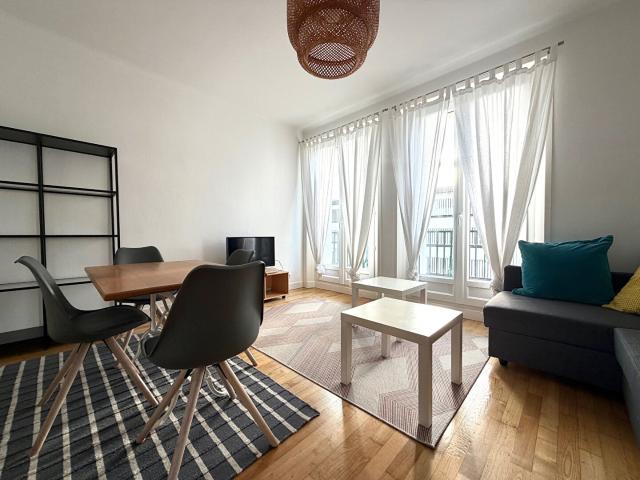 T3 MEUBLÉ RUE VOLTAIRE 62 m²