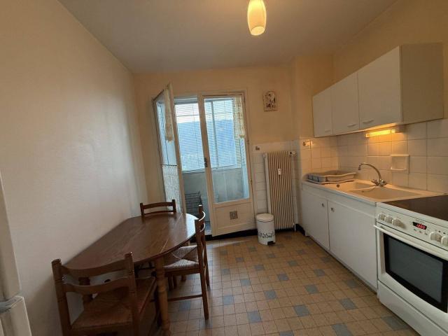 T3 MEUBLER COURS BERRIAT GRENOBLE