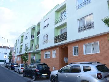T3 mobilado e equipado para arrendamento em Camarate, Loures