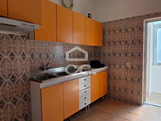 T3 na Praça do Brasil, Setúbal — Pronto a Habitar