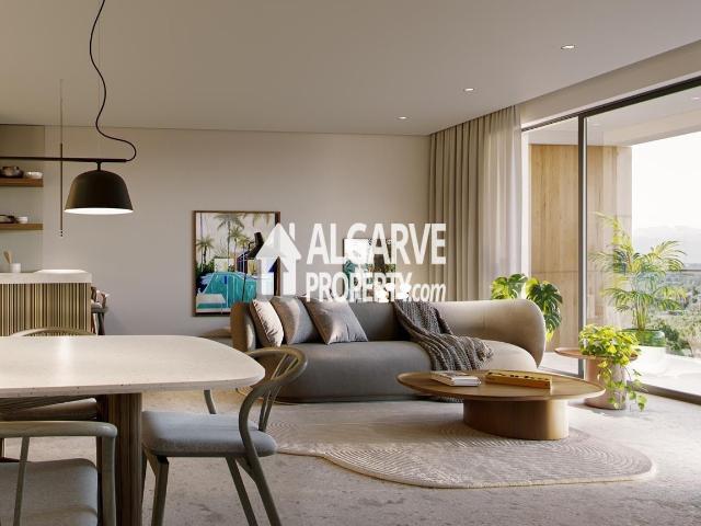 T3 no 1.º Andar com Amplo Terraço e Arrecadação Espaçosa 163m² Quarteira