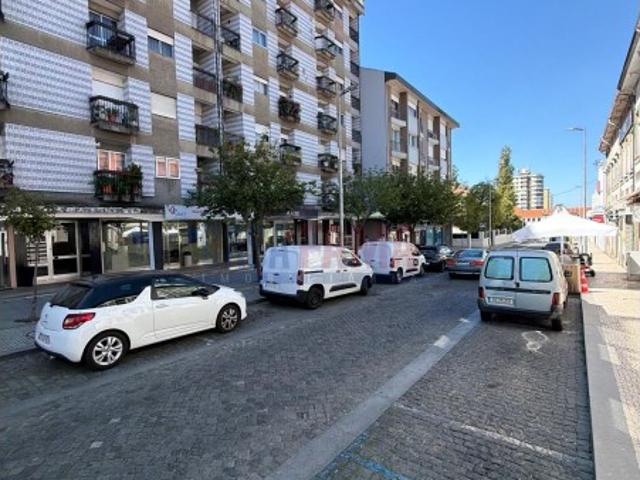 T3 NO CENTRO DE SANTO TIRSO | 101 m² | LUGAR DE GARAGEM
