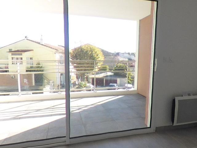T3 NON MEUBLE AVEC TERRASSE ET GARAGE 13013 MARSEILLE PINEL