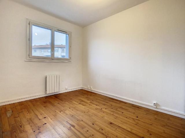 T3 NON MEUBLE – 52 m2 – CAVE – 69003 LYON