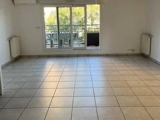 T3 NON MEUBLE 70 m2 BALCON GARAGE 69300 CALUIRE ET CUIRE