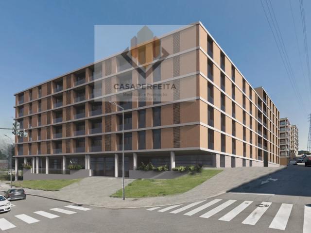 T3 Novo com 150m2 com Varanda e Box para 2 carros Centro de Vila Nova de Gaia