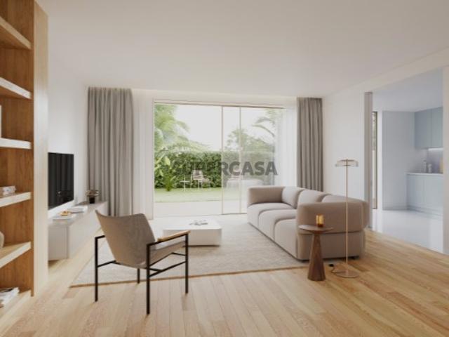 T3 Novo e Luxuoso com Terraço em 1ª Linha de Mar em Vila do Conde