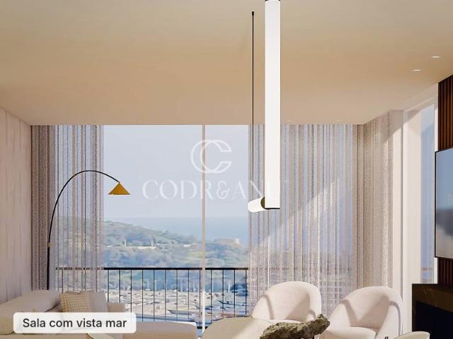 T3 Novo em Sesimbra com Vista Mar e Piscina Infinity | Habitação ou Investimento