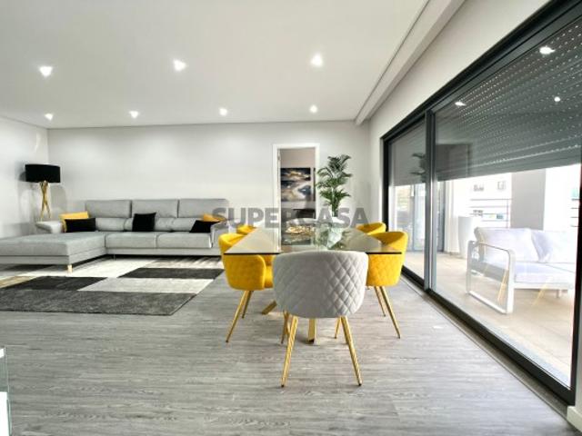 T3 Olhão / Algarve Condomínio com Piscina Apartamentos Novos