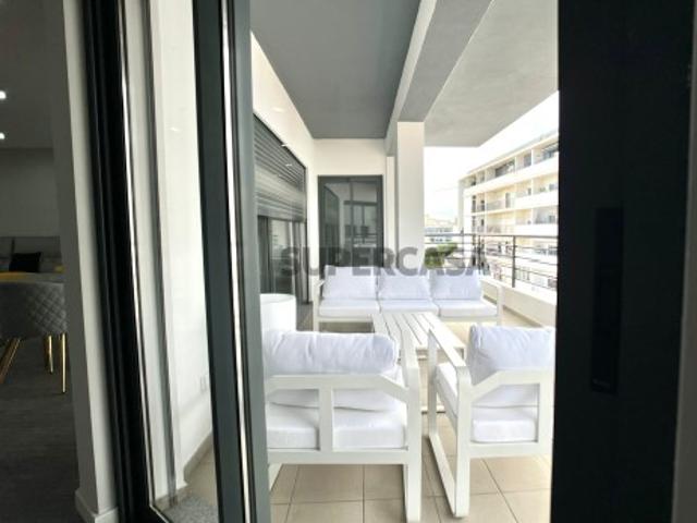 T3 Olhão / Algarve Condomínio com Piscina Apartamentos Novos
