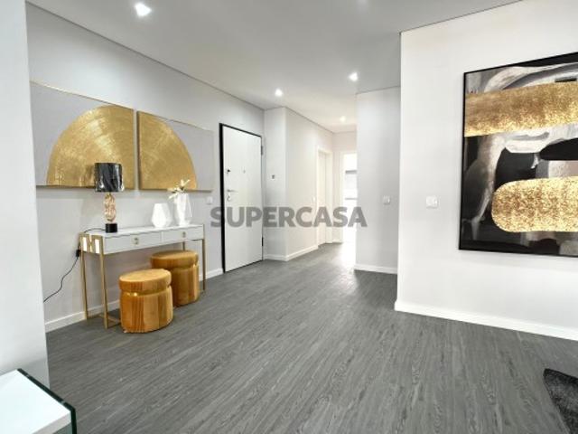 T3 Olhão / Algarve Condomínio com Piscina Apartamentos Novos