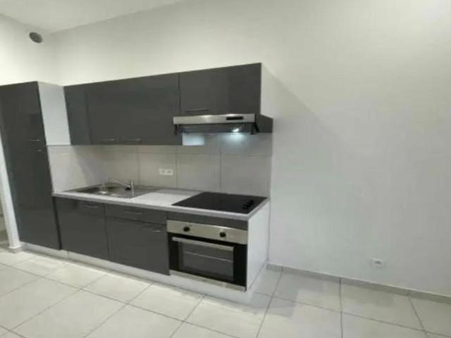 T3 OULLINS 18 rue Raspail 69600 OULLINS Clesev.