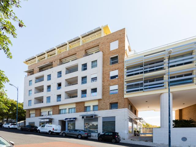Apartamento T3 no Pateo de Belém com Garagem e Arrecadacao