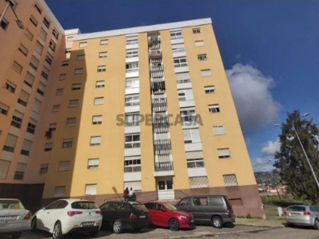 T3 para recuperar a gosto no centro de Loures