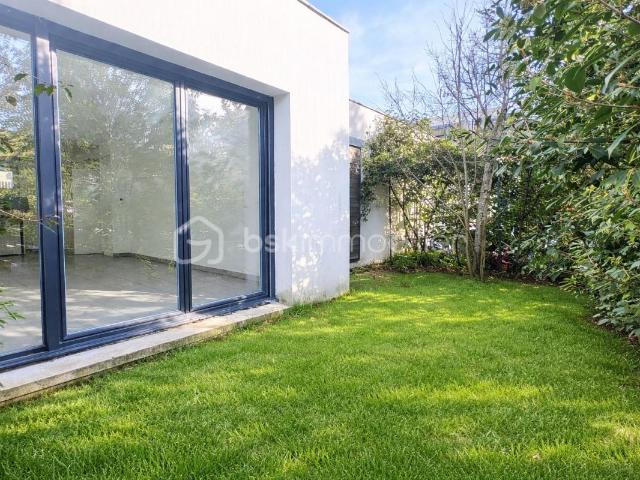 T3 plain pied avec jardin sans vis à vis + 2 parkings