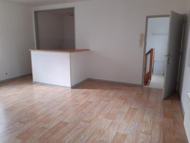 T3 PROCHE CENTRE FAUCOGNEY