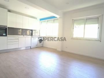 T3 remodelado, com duas frentes