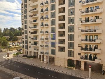 T3 Remodelado com Garagem e Arrecadação | Estrada da Luz 126m² São Domingos De Benfica
