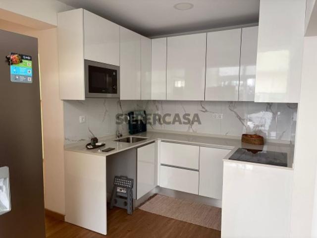 T3 Remodelado com Logradouro na Cova da Piedade