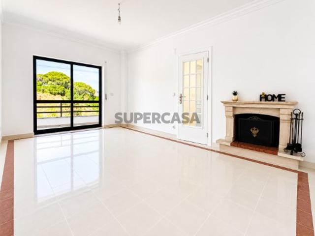 T3 Remodelado | Suíte | 2 Varandas | 2 Elevadores | Junto ao Parque da Paz