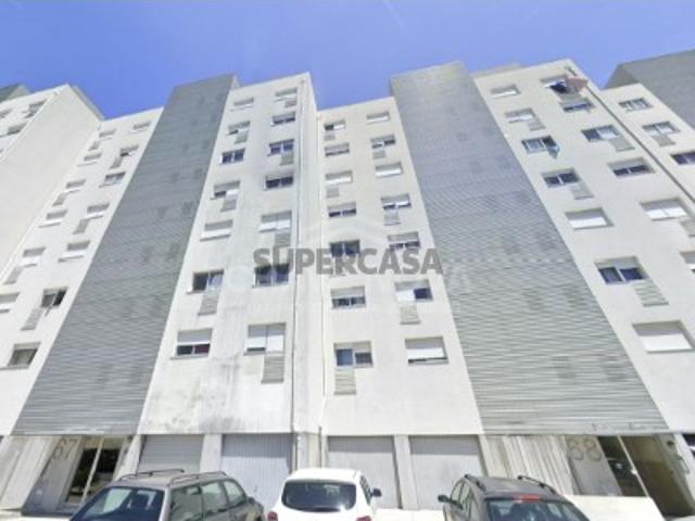 T3 Renovado c/ Garagem Box em Vilar de Andorinho Vila D’Este