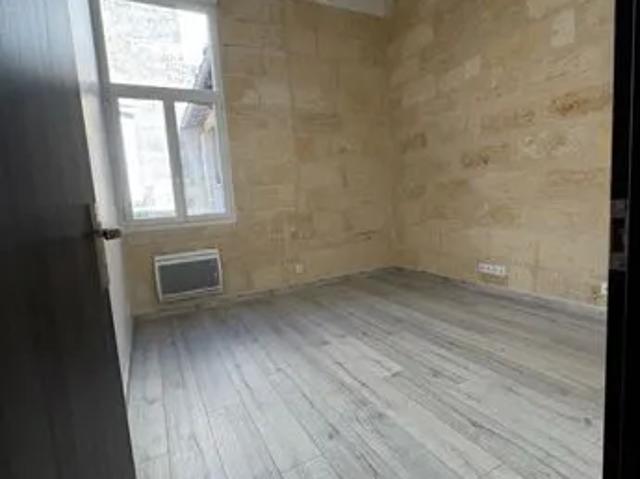 T3 rénové 74 m2 avec terrasse LIBOURNE CENTRE