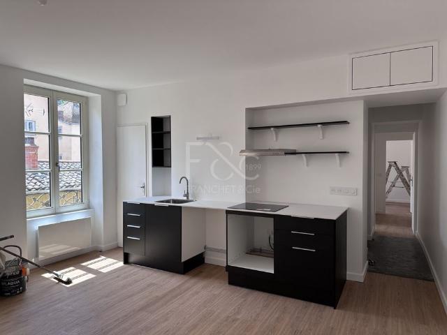 T3 rénové de 60 m² Rue Saint Jean Lyon 5ème