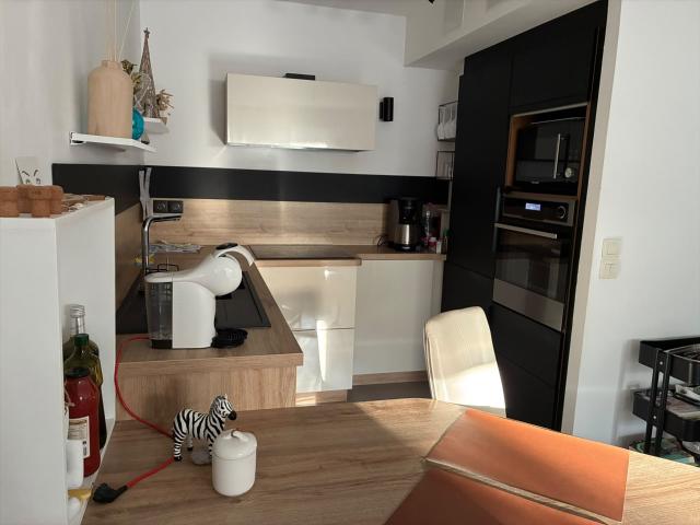T3 refait Rez de chaussée traversant + Terrasse + Balcon + G. 58m² Valenciennes