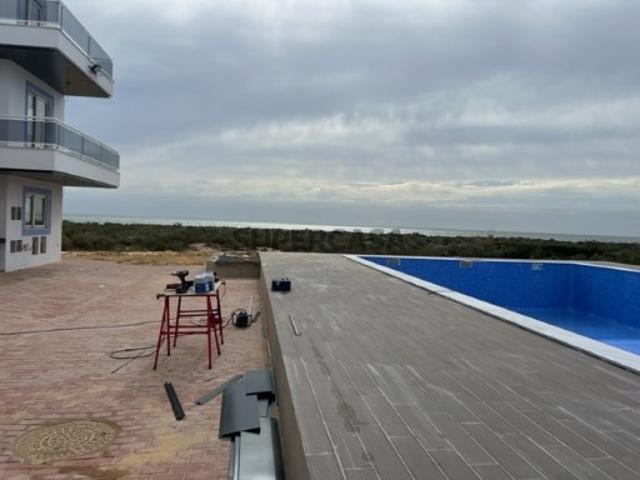 T0+1 com parqueamento e Acesso Direto à Praia Manta Rota
