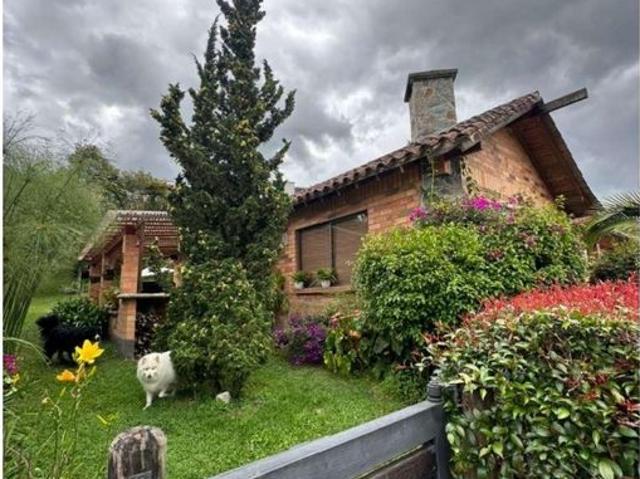 T0829. Alquilo! Casa campestre en parcelación del municipio del Retiro