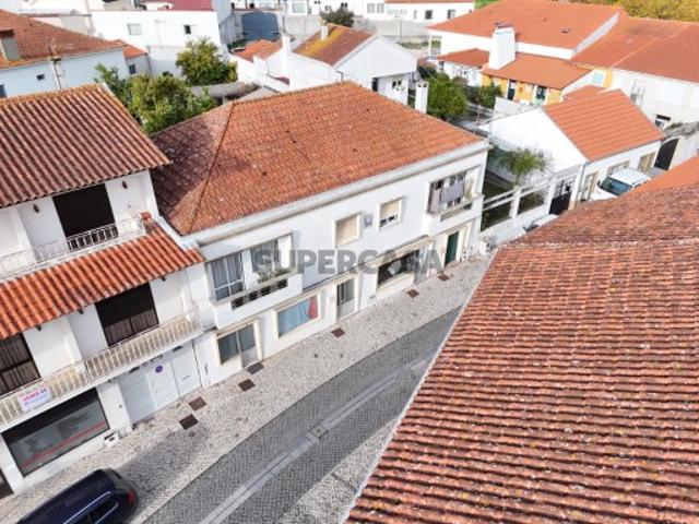 T0 Acolhedor no Rés do Chão 35m2 Conforto e Versatilidade | Louriçal Pombal