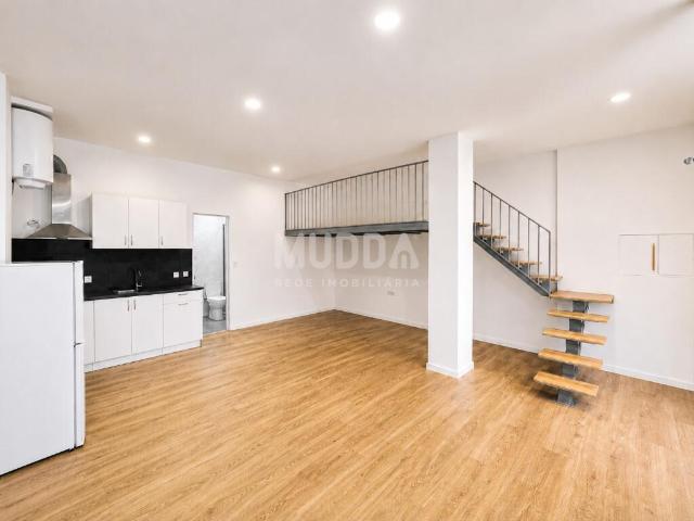 T0 RENOVADO COM MEZANINNE | 46 M² | SÃO JOÃO DE OVAR
