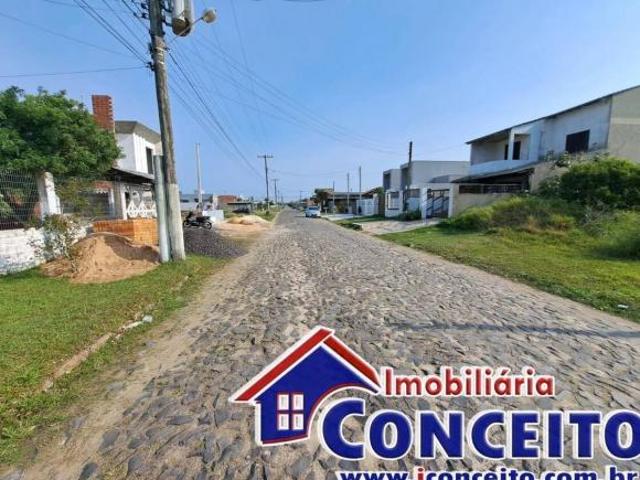 T1032 Terreno em ótima localização no Centro de Imbé