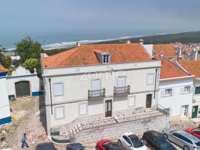 T10 no melhor lugar de Nazaré