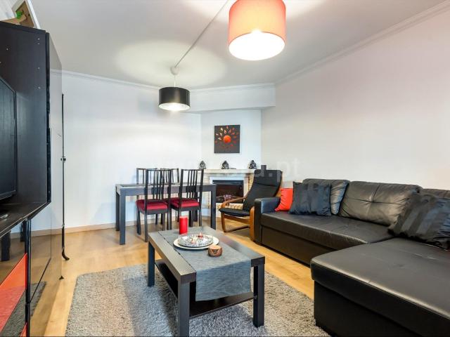 T1+1 com box e arrecadação | Casal de Cambra 52m² Casal De Cambra