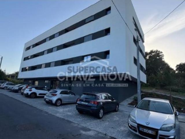 T1+1 Como Novo c/ Lugar de Garagem em Pedroso