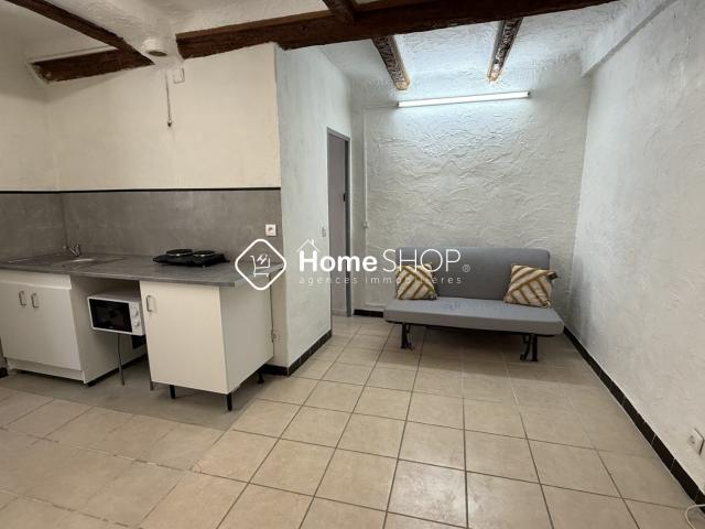 T1 22m2 Calme absolu Place Notre Dame du Mont 6e arrondissement